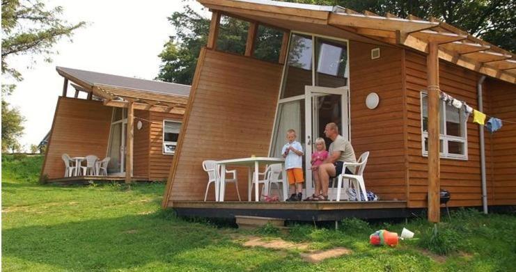 Vikaer Strand Camping & Cottages Diernaes Exterior photo