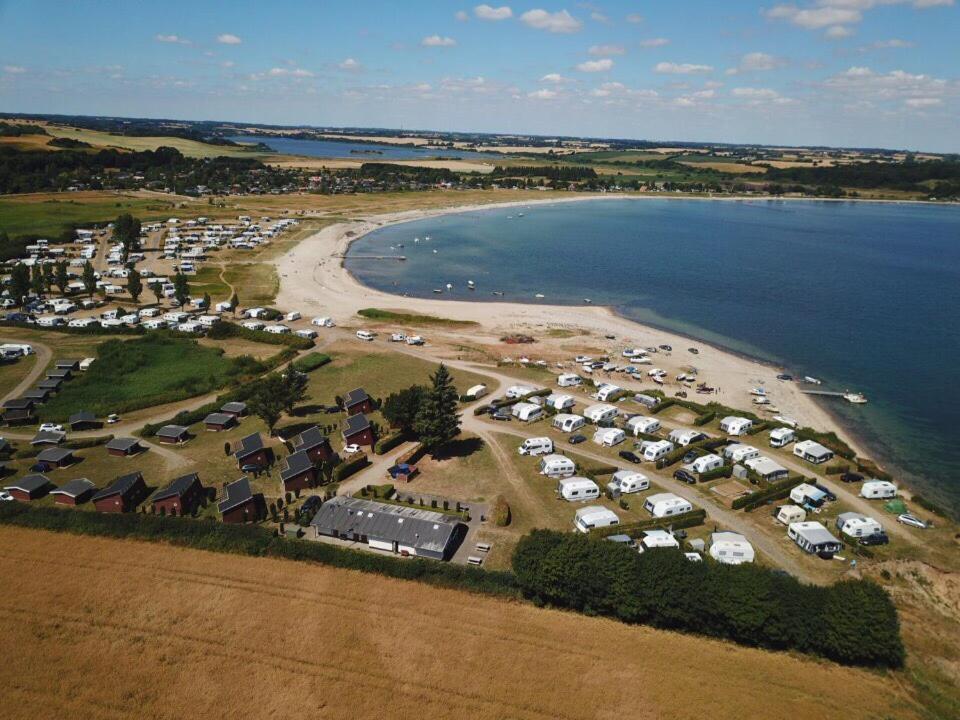 Vikaer Strand Camping & Cottages Diernaes Exterior photo