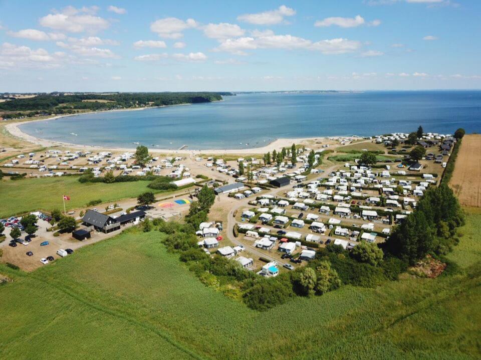 Vikaer Strand Camping & Cottages Diernaes Exterior photo